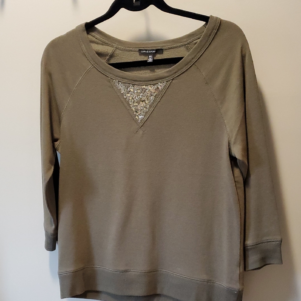 Chic Olive Sweatshirt with Metallic Accent